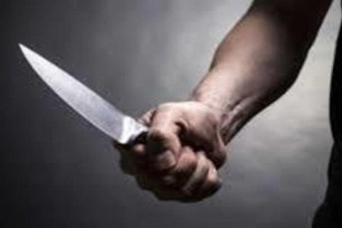 Dùng dao đâm người trọng thương chỉ vì không xin được số điện thoại