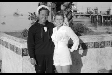 Chồng Marilyn Monroe trả lời phỏng vấn