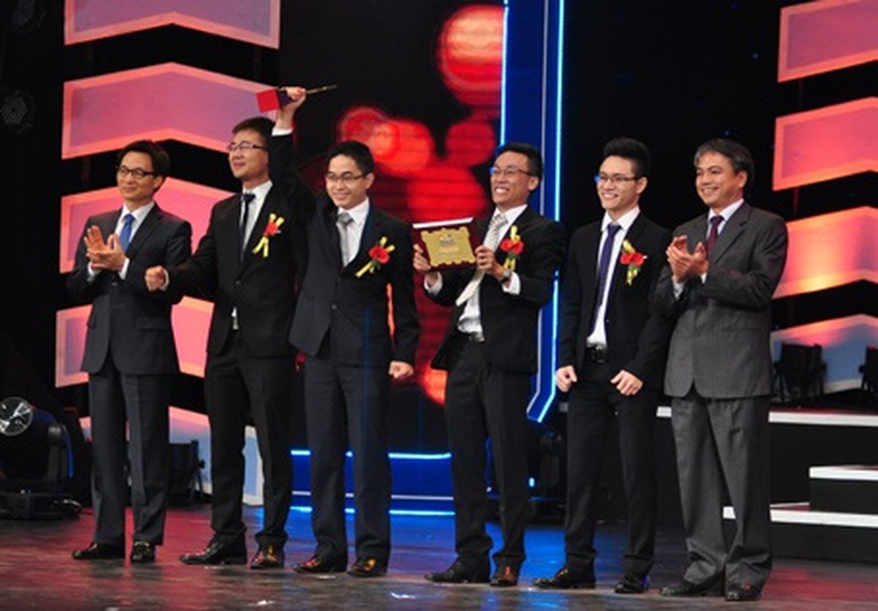 Giải thưởng Nhân tài Đất Việt: Tôn vinh tri thức thời đại và trí tuệ Việt - 12 Giải thưởng Nhân tài Đất Việt: Tôn vinh tri thức thời đại và trí tuệ Việt - 12