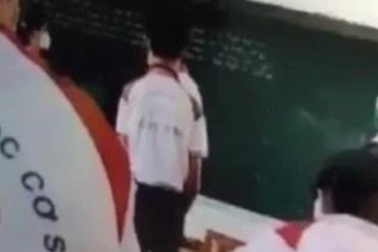 Vụ cô giáo tiếng Anh đánh 19 học sinh: Kiểm điểm hiệu trưởng