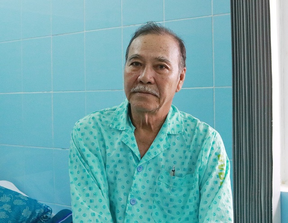 Bệnh tình nhạc sĩ Có phải em mùa thu Hà Nội trở nặng - 1 Bệnh tình nhạc sĩ Có phải em mùa thu Hà Nội trở nặng - 1