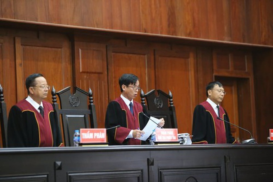 Viện Kiểm sát đề nghị tăng hình phạt Trầm Bê, luật sư Viện Kiểm sát đề nghị tăng hình phạt Trầm Bê, luật sư