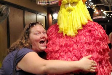 Ông già Noel bằng... bao cao su