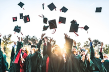 Bằng đại học có thể trở nên lỗi thời?