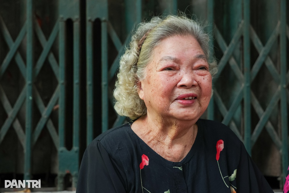 Lê Mai - Kim Xuyến: Tình bạn hiếm có của hai mỹ nhân màn ảnh một thời - 7 Lê Mai - Kim Xuyến: Tình bạn hiếm có của hai mỹ nhân màn ảnh một thời - 7