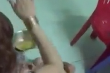 Đà Nẵng: Sẽ xử lý cả người quay clip bảo mẫu tát trẻ dã man