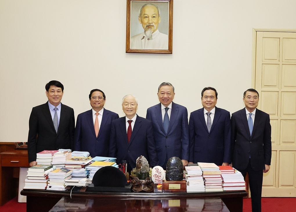 Kết quả họp lãnh đạo chủ chốt sau khi Trung ương giới thiệu nhân sự cấp cao - 2 Kết quả họp lãnh đạo chủ chốt sau khi Trung ương giới thiệu nhân sự cấp cao - 2