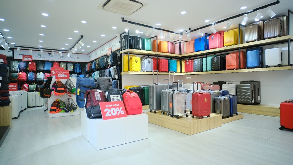 Đứng vững sau dịch Covid -19, chuỗi Balohanghieu khai trương cửa hàng thứ 5 tại TP.HCM - 1 Đứng vững sau dịch Covid -19, chuỗi Balohanghieu khai trương cửa hàng thứ 5 tại TP.HCM - 1