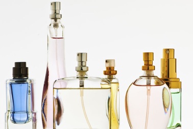 Thu hồi 3 mỹ phẩm nhập khẩu không đúng hồ sơ công bố