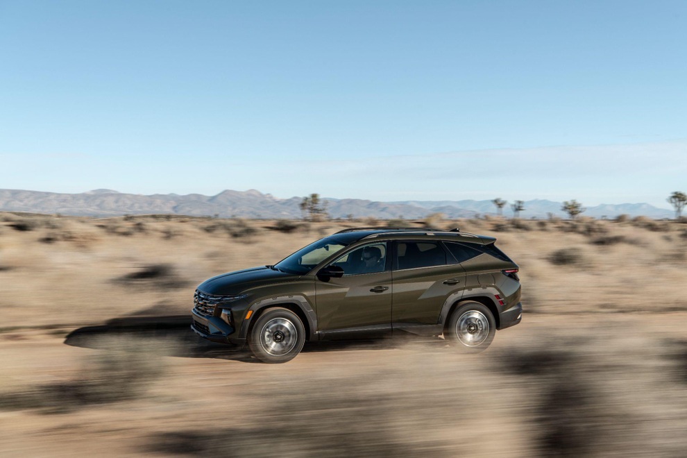 Khám phá Hyundai Tucson 2025: Nội thất bóng bẩy, hứa hẹn hút khách Việt - 15 Khám phá Hyundai Tucson 2025: Nội thất bóng bẩy, hứa hẹn hút khách Việt - 15