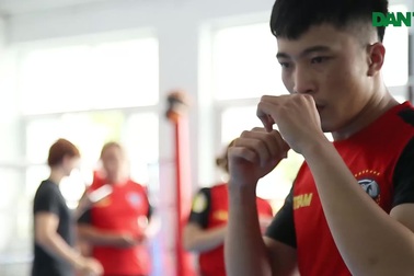 Gian nan nghề diễn viên đóng thế.