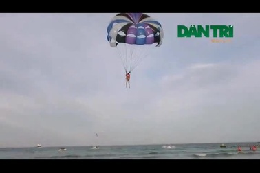 Video: Du lịch biển Đà Nẵng hấp dẫn du khách