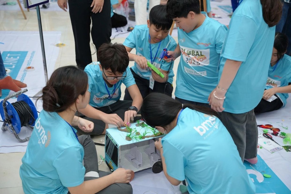 Học sinh trường liên cấp BMS lan tỏa hành động xanh vì cộng đồng - 2 Học sinh trường liên cấp BMS lan tỏa hành động xanh vì cộng đồng - 2