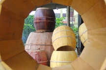 Làng nghề trống "chạy đua" những ngày cuối năm