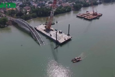 Bắt đầu trục vớt cầu Ghềnh ở Đồng Nai