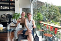 Quán cà phê vị trí vàng xem diễu binh: 300.000 đồng/chỗ, chỉ nhận 60 khách