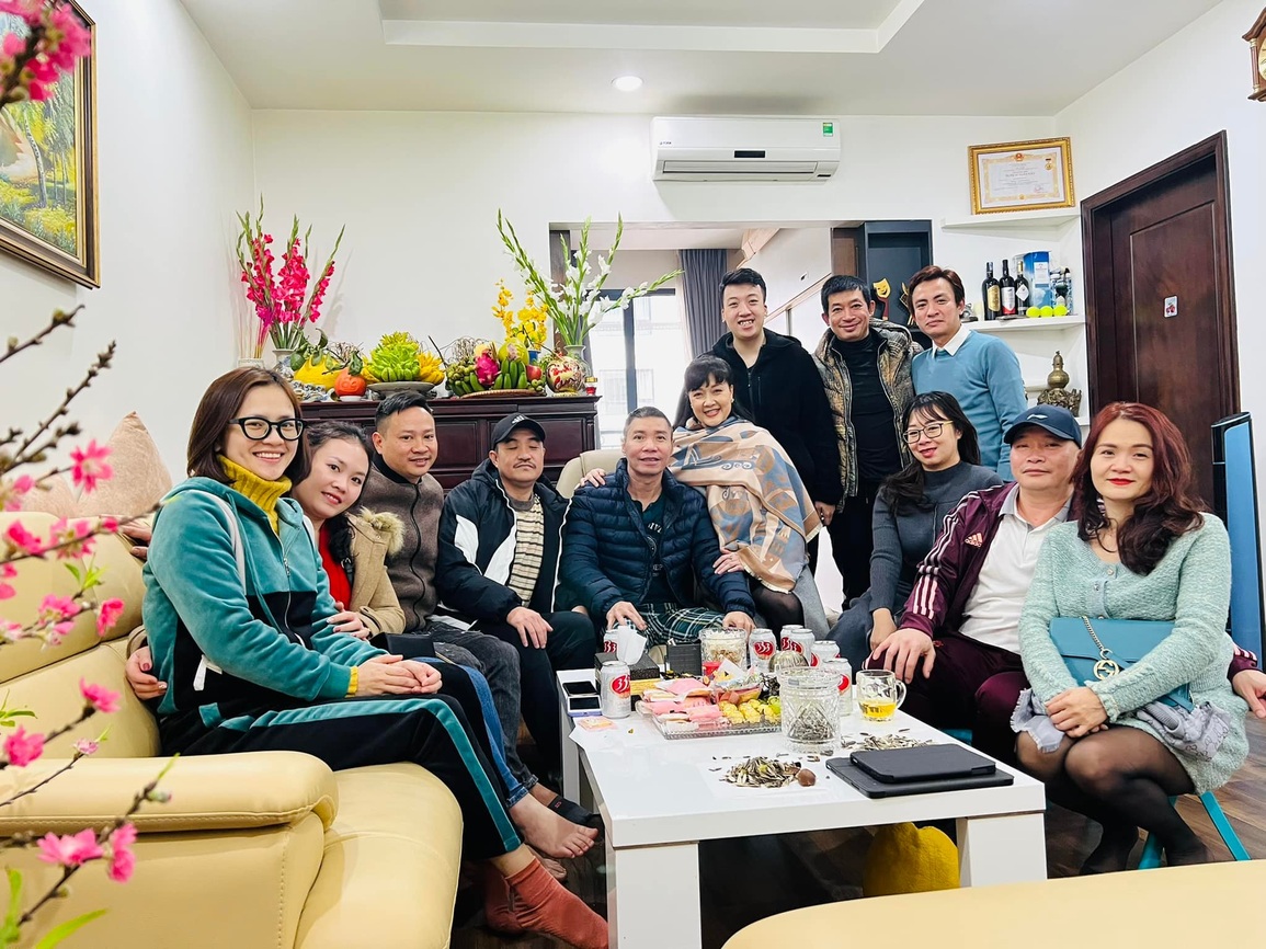 Hàng xóm nói gì về vợ chồng NSND Công Lý? - 2