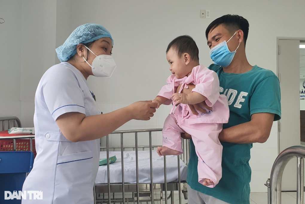 Có bệnh viện tại TPHCM, bác sĩ nhận thu nhập tăng thêm 39 triệu đồng/tháng - 1 Có bệnh viện tại TPHCM, bác sĩ nhận thu nhập tăng thêm 39 triệu đồng/tháng - 1