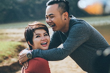 Tình yêu 14 năm vượt ngàn thử thách của cặp đôi Việt kiều Mỹ