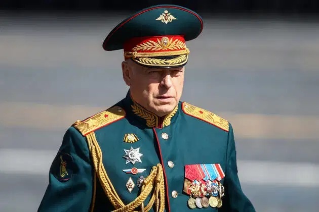 Tổng thống Putin thay Tư lệnh Lục quân - 1