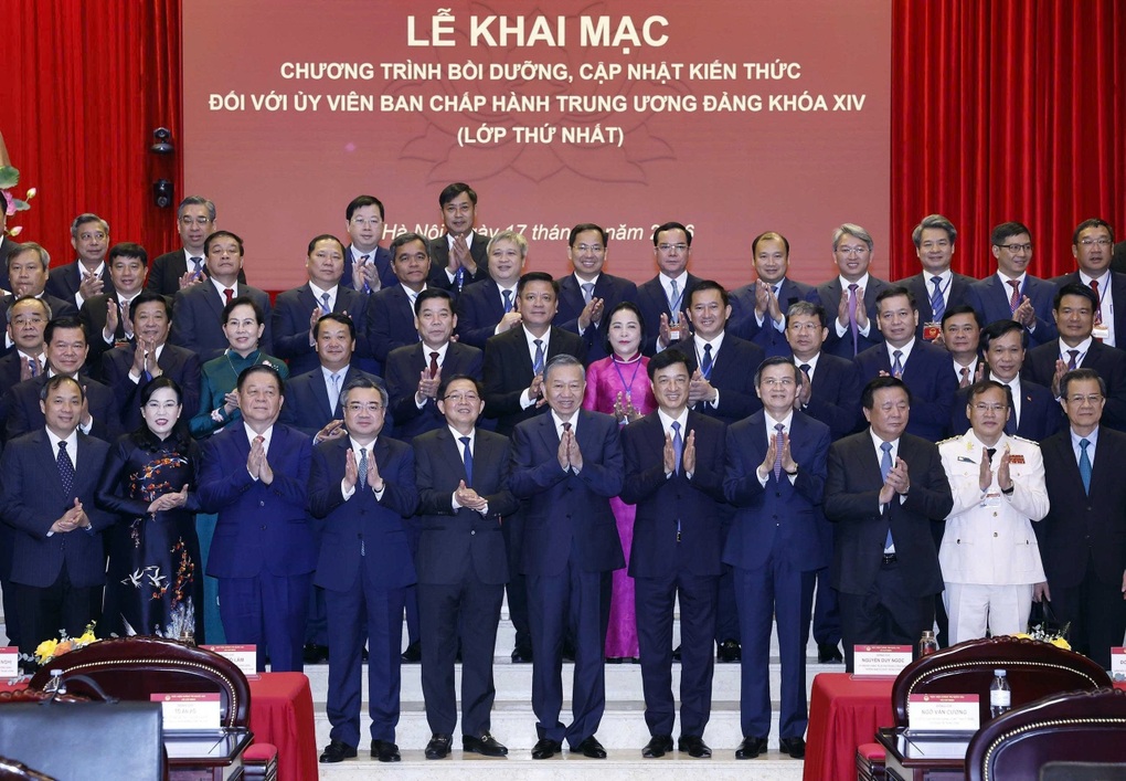 Tổng Bí thư, Chủ tịch nước nêu 3 yêu cầu với mỗi Ủy viên Trung ương - 2 Tổng Bí thư, Chủ tịch nước nêu 3 yêu cầu với mỗi Ủy viên Trung ương - 2