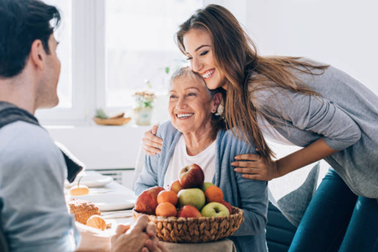 Khi tình cảm được đong đếm bằng tiền