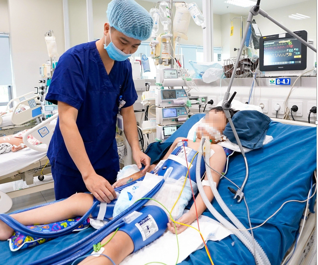 Liên tiếp 7 trẻ đuối nước, chỉ một bé được cấp cứu đúng cách - 1 Liên tiếp 7 trẻ đuối nước, chỉ một bé được cấp cứu đúng cách - 1