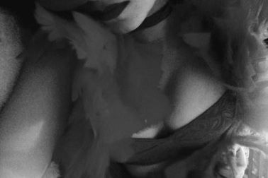 Thiếu nữ bán "cái ngàn vàng"' 24 tỷ đồng báo hiếu mẹ