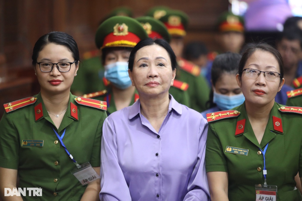 Chồng của Trương Mỹ Lan muốn con gái giúp bị cáo thu hồi nợ - 2 Chồng của Trương Mỹ Lan muốn con gái giúp bị cáo thu hồi nợ - 2
