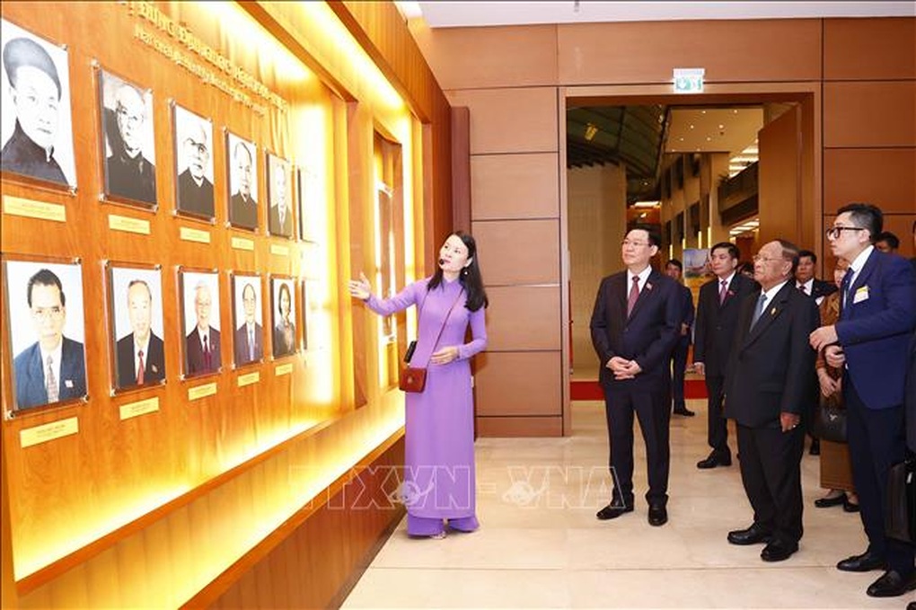 Xây dựng đường biên giới Việt Nam - Campuchia hòa bình, hữu nghị - 5 Xây dựng đường biên giới Việt Nam - Campuchia hòa bình, hữu nghị - 5
