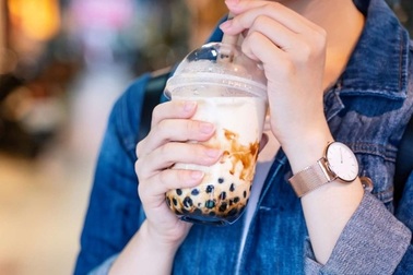 Uống trà sữa thay nước, nữ sinh Hà Nội suýt hỏng thận