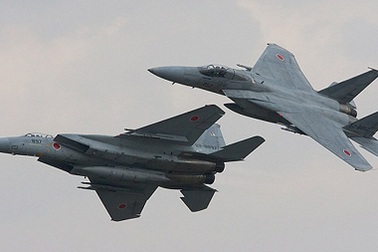 Nhật dễ dàng đánh bại máy bay, tàu ngầm Trung Quốc