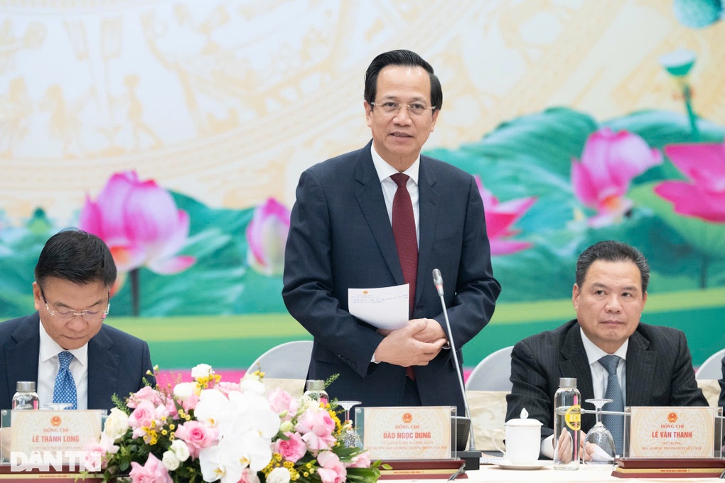 Bộ trưởng chia sẻ trải nghiệm là tư lệnh sau cùng của ngành LĐ-TBXH - 2 Bộ trưởng chia sẻ trải nghiệm là tư lệnh sau cùng của ngành LĐ-TBXH - 2