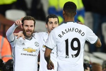 MU thắng tranh cãi trước 10 người của West Ham