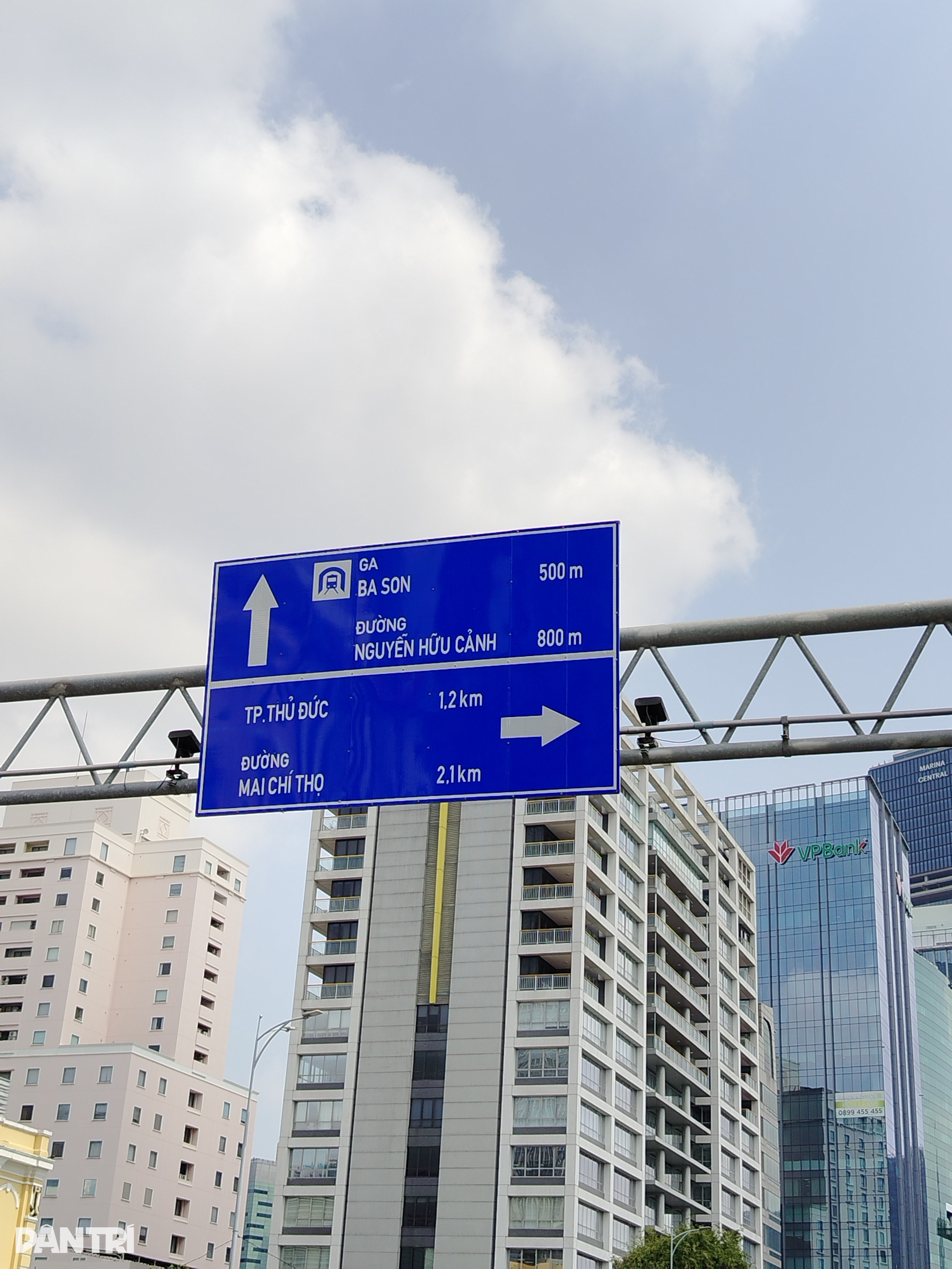 View - Đánh giá chi tiết Honor X8c: Mỏng nhẹ, thiếu kết nối 5G | Báo Dân trí