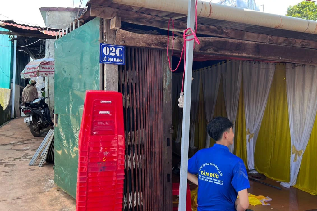 Người đàn ông tử vong nghi do điện giật - 1 Người đàn ông tử vong nghi do điện giật - 1