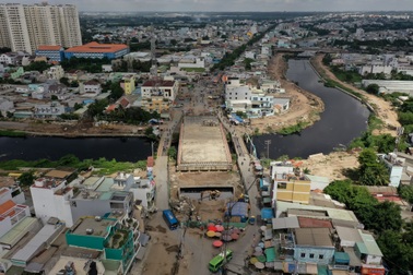 Hiện trạng hai cây cầu giải quyết kẹt xe ở cửa ngõ phía Tây TPHCM