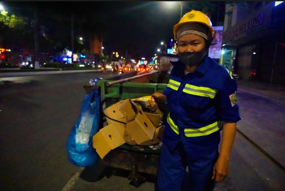 Đà Nẵng: Những người mưu sinh trong Ngày Quốc tế lao động - 3 Đà Nẵng: Những người mưu sinh trong Ngày Quốc tế lao động - 3