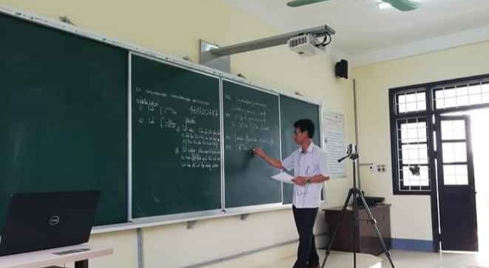 Quảng Trị cho học sinh các bậc học trở lại trường từ ngày 4/5 - 2 Quảng Trị cho học sinh các bậc học trở lại trường từ ngày 4/5 - 2