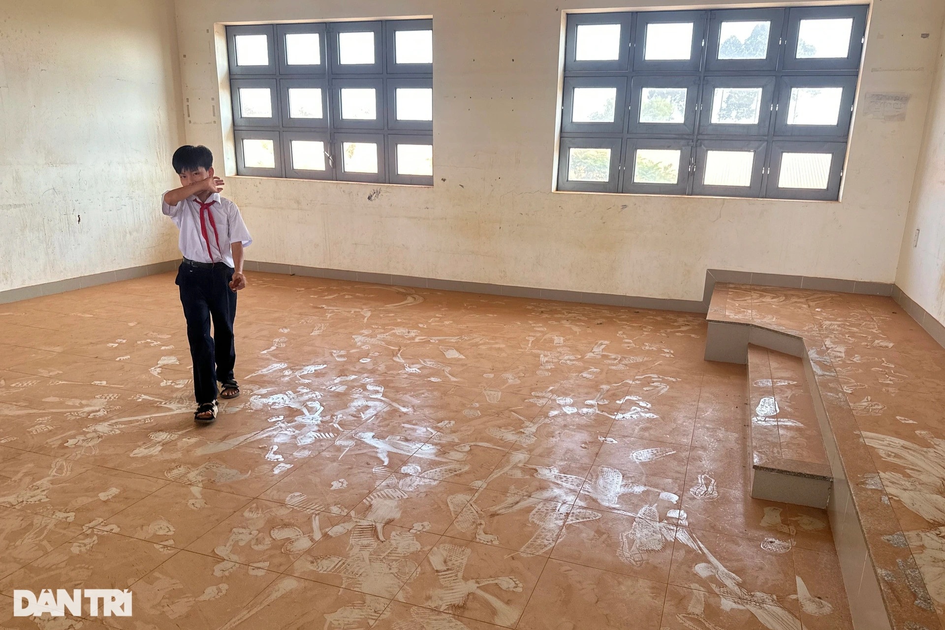 Vụ phát tán bụi từ sân bay Long Thành: Không được biện bạch - 5 Vụ phát tán bụi từ sân bay Long Thành: Không được biện bạch - 5