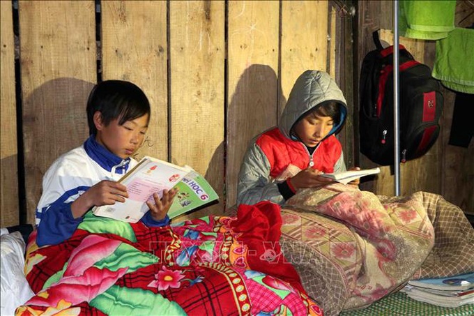 Hàng trăm nghìn học sinh các địa phương nghỉ học vì rét đậm, rét hại - Ảnh 3. Hàng trăm nghìn học sinh các địa phương nghỉ học vì rét đậm, rét hại - Ảnh 3.