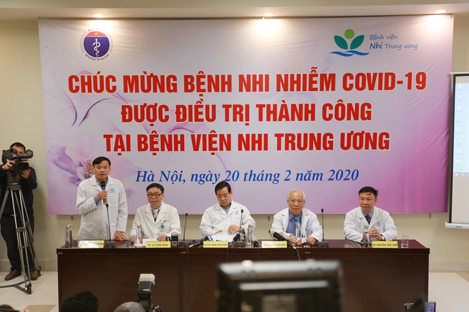 Bệnh nhi duy nhất tại Việt Nam nhiễm virus corona xuất viện khoẻ mạnh - 3 Bệnh nhi duy nhất tại Việt Nam nhiễm virus corona xuất viện khoẻ mạnh - 3
