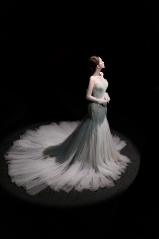 Đình Tú và Ngọc Huyền chụp ảnh cưới tại Nhà hát Kịch Hà Nội - 7