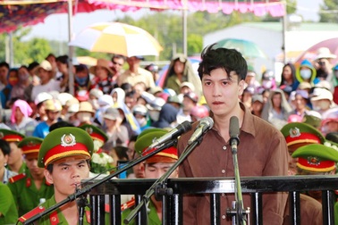 Dì ruột Nguyễn Hải Dương xin hoãn xử vụ thảm sát Bình Phước