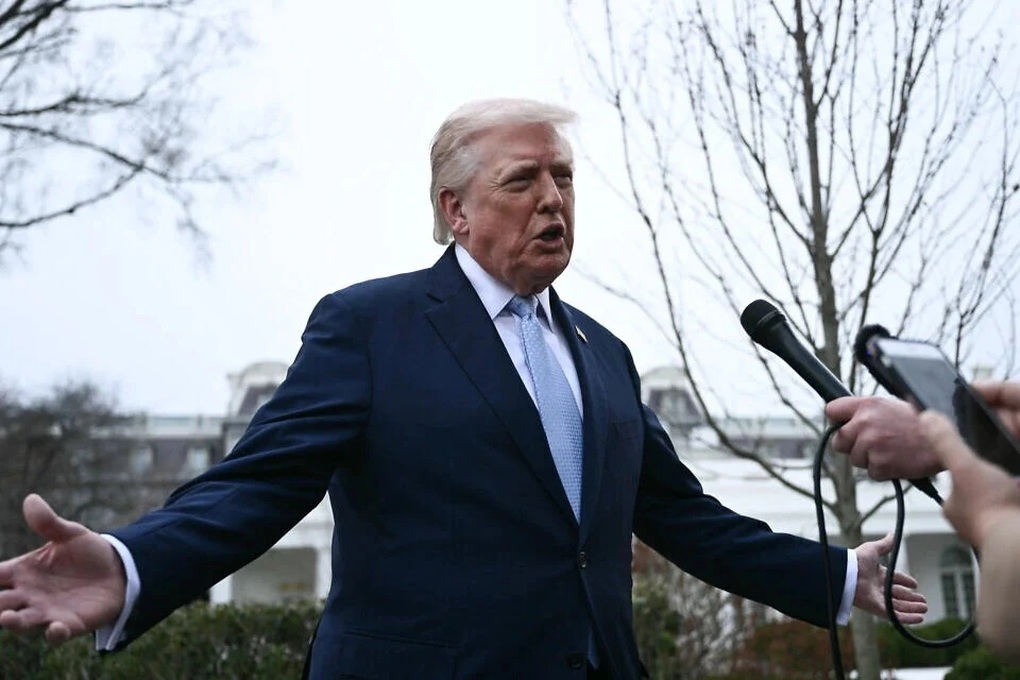 Tổng thống Trump nhắn nhủ đồng minh: Hãy tự đến Hormuz lấy dầu - 1