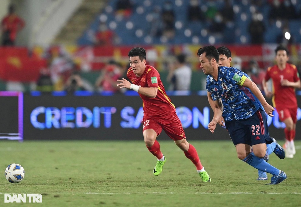 Đội tuyển Việt Nam lần đầu hưởng lợi từ VAR ở vòng loại World Cup 2022 - 3 Đội tuyển Việt Nam lần đầu hưởng lợi từ VAR ở vòng loại World Cup 2022 - 3