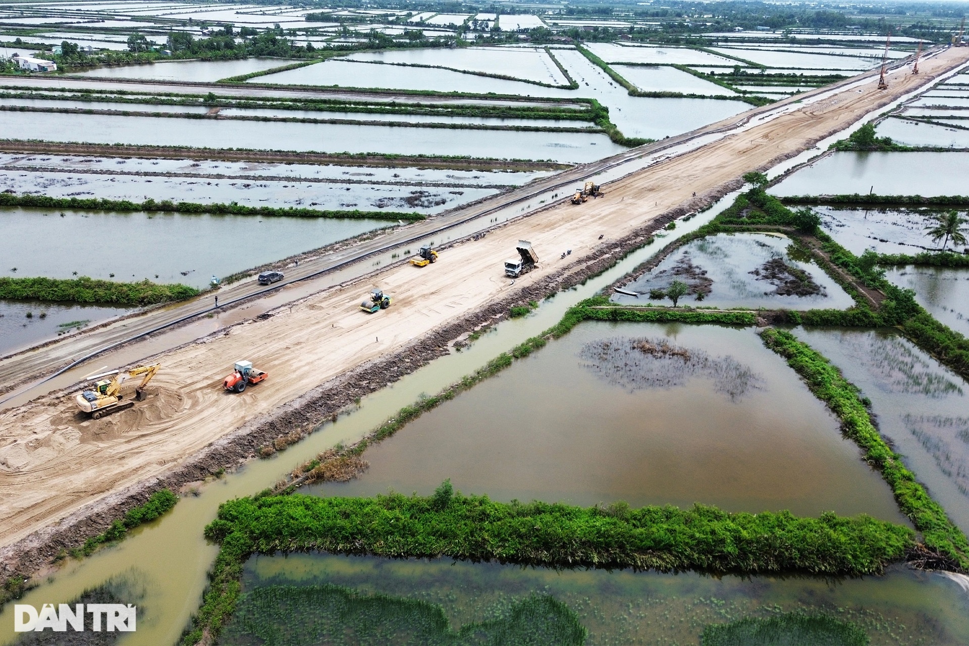 Hành trình đưa cát từ biển về đất liền xây cao tốc Cần Thơ - Cà Mau - 5 Hành trình đưa cát từ biển về đất liền xây cao tốc Cần Thơ - Cà Mau - 5