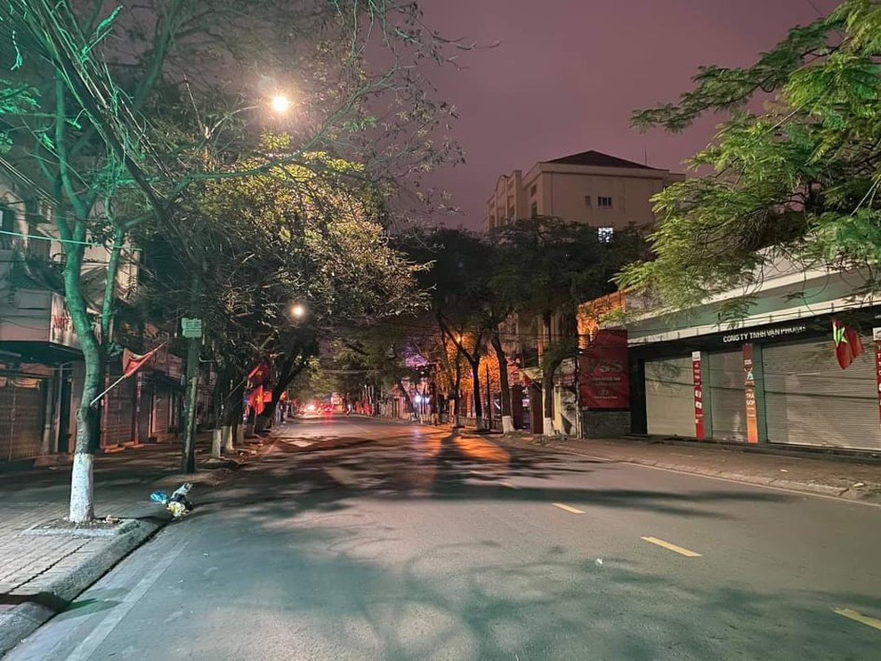 Hải Phòng yêu cầu người dân không ra khỏi nhà sau 22h - 1 Hải Phòng yêu cầu người dân không ra khỏi nhà sau 22h - 1