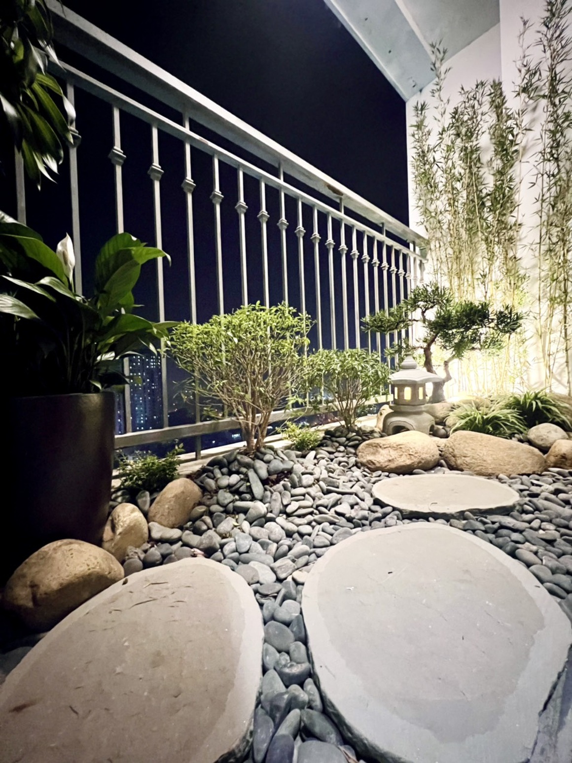 Đẹp lạ trong căn hộ với phong cách nội thất Đông Dương của cô gái trẻ - 23 Đẹp lạ trong căn hộ với phong cách nội thất Đông Dương của cô gái trẻ - 23