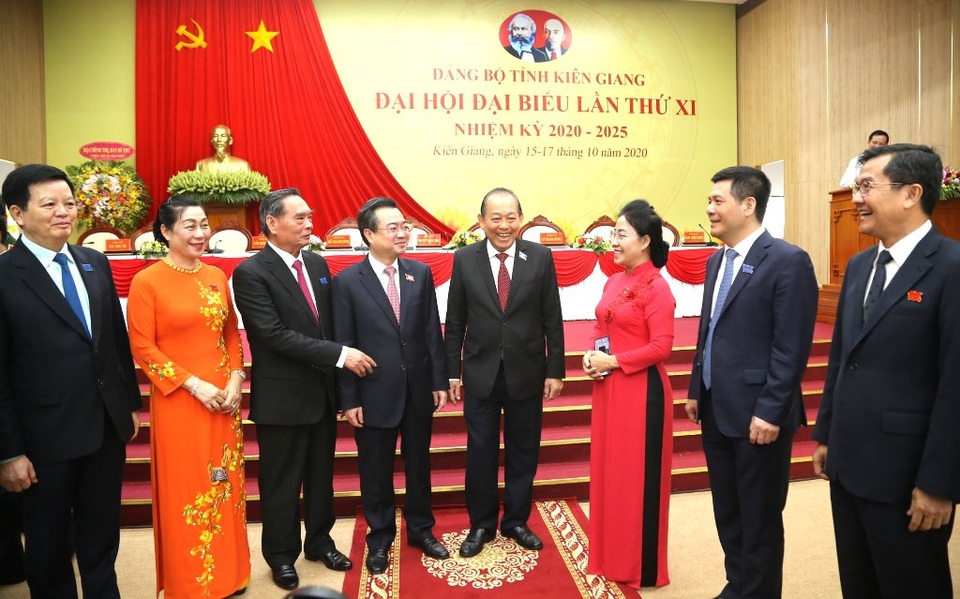 Kiên Giang phát triển nhanh nhưng chưa tương xứng với tiềm năng - 4 Kiên Giang phát triển nhanh nhưng chưa tương xứng với tiềm năng - 4